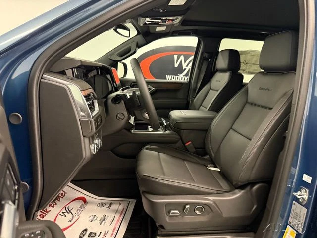 2026 GMC Yukon 5th Gen - Image 12 of 12