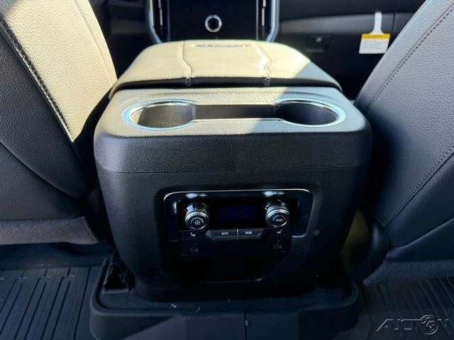 2026 GMC Yukon 5th Gen - Image 19 of 21