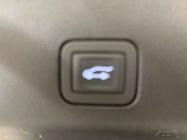 2026 GMC Yukon 5th Gen - Image 9 of 21