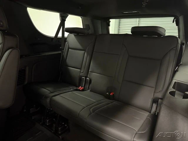 2026 GMC Yukon 5th Gen - Image 19 of 21