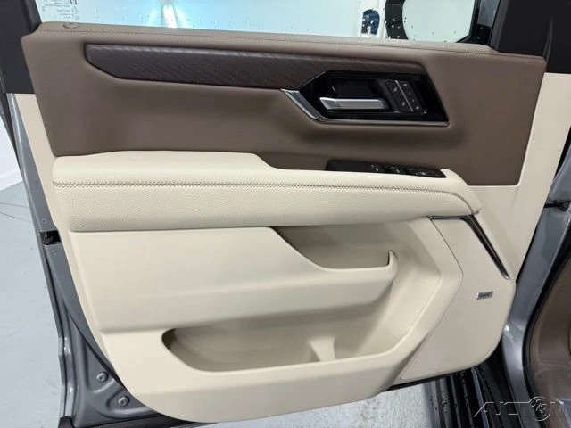 2026 GMC Yukon 5th Gen - Image 12 of 12