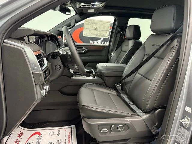 2026 GMC Yukon 5th Gen - Image 12 of 21