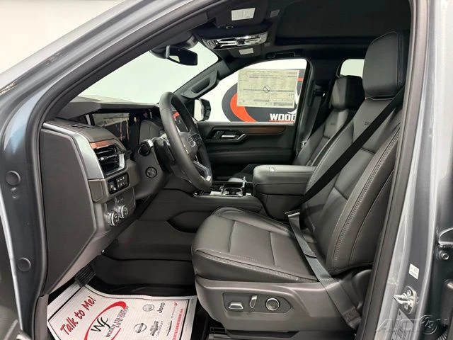 2026 GMC Yukon 5th Gen - Image 11 of 21