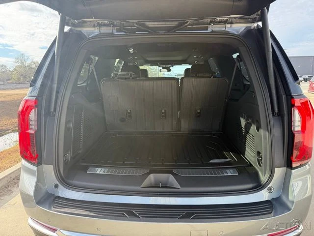 2026 GMC Yukon 5th Gen - Image 8 of 21