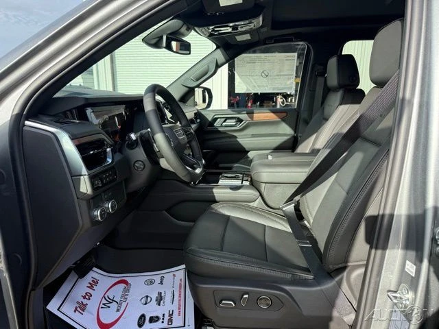 2026 GMC Yukon 5th Gen - Image 9 of 21