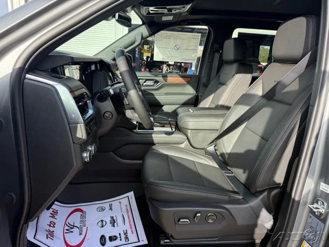 2026 GMC Yukon 5th Gen - Image 11 of 21