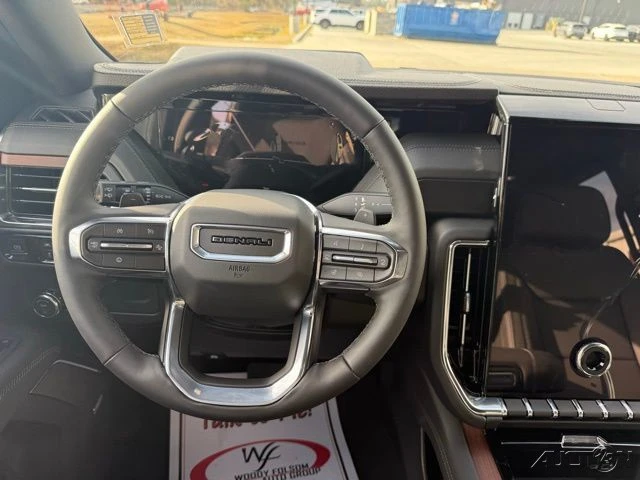 2026 GMC Yukon 5th Gen - Image 19 of 21