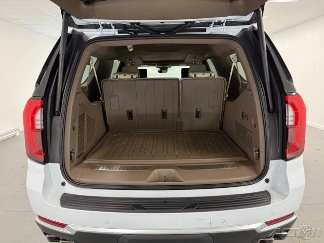 2026 GMC Yukon 5th Gen - Image 8 of 12