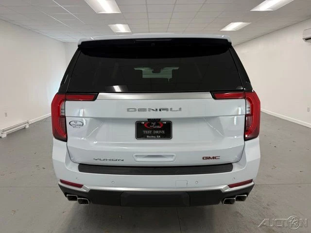 2026 GMC Yukon 5th Gen - Image 7 of 12