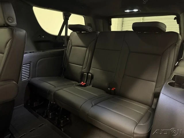 2026 GMC Yukon 5th Gen - Image 15 of 21