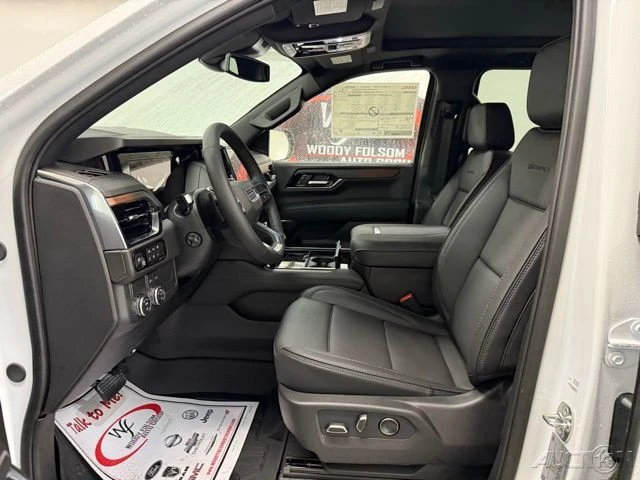 2026 GMC Yukon 5th Gen - Image 11 of 21