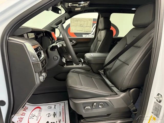 2026 GMC Yukon 5th Gen - Image 12 of 21