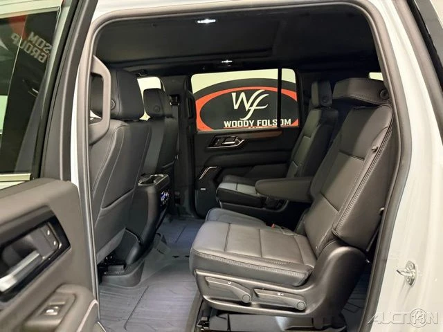 2026 GMC Yukon 5th Gen - Image 17 of 21