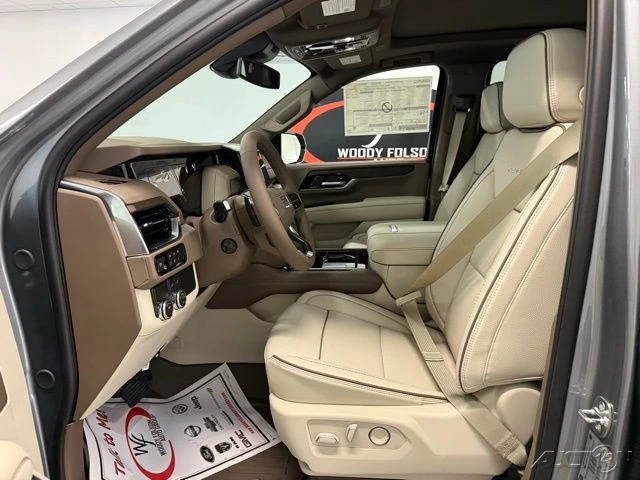 2026 GMC Yukon 5th Gen - Image 11 of 21