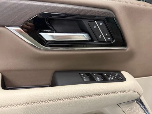 2026 GMC Yukon 5th Gen - Image 15 of 21