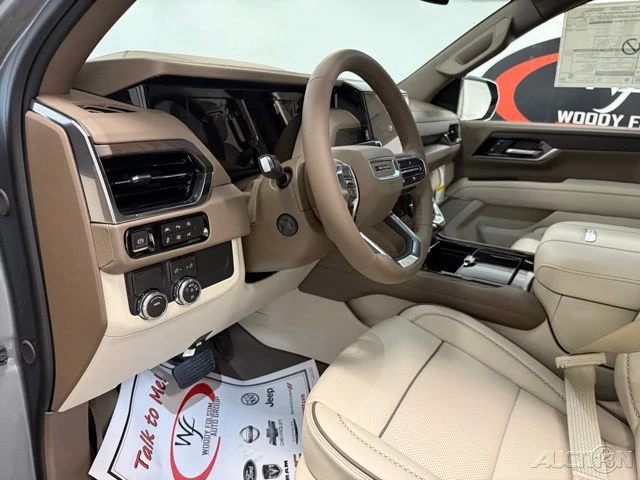 2026 GMC Yukon 5th Gen - Image 13 of 21