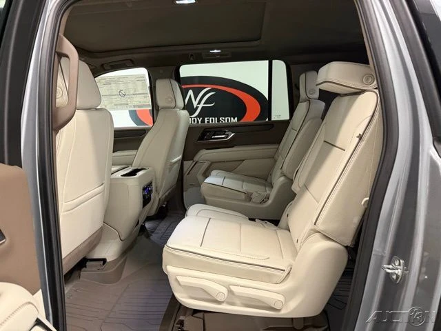 2026 GMC Yukon 5th Gen - Image 17 of 21