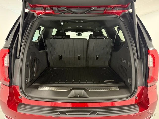 2026 GMC Yukon 5th Gen - Image 8 of 21