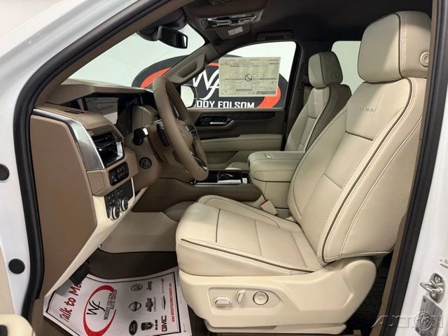 2026 GMC Yukon 5th Gen - Image 11 of 12