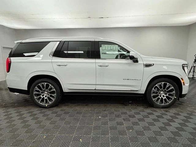 2026 GMC Yukon 5th Gen - Image 9 of 12