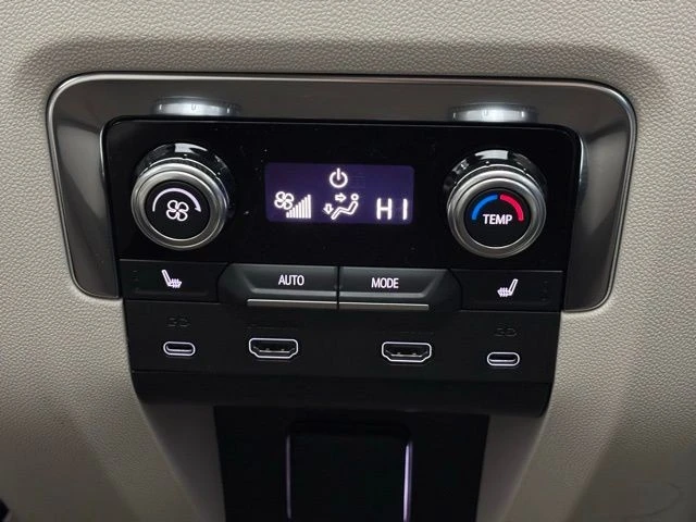 2026 GMC Yukon 5th Gen - Image 8 of 12