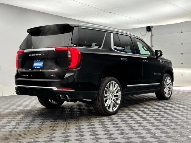 2026 GMC Yukon 5th Gen - Image 10 of 12
