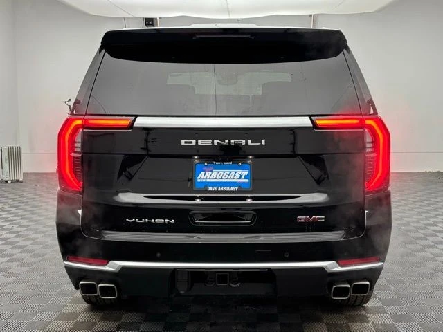 2026 GMC Yukon 5th Gen - Image 11 of 12