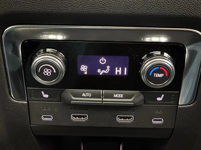 2026 GMC Yukon 5th Gen - Image 7 of 12