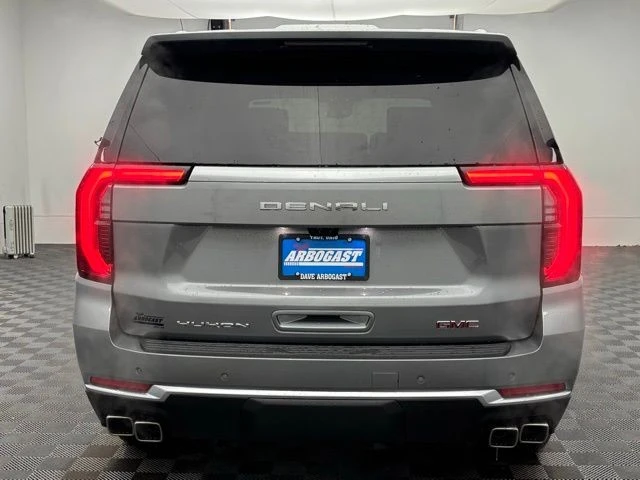 2026 GMC Yukon 5th Gen - Image 10 of 12
