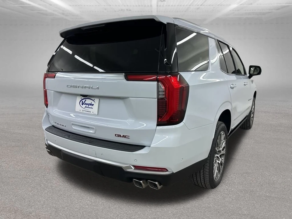 2026 GMC Yukon 5th Gen - Image 11 of 12