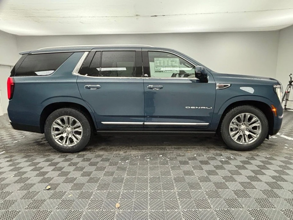 2026 GMC Yukon 5th Gen - Image 7 of 12