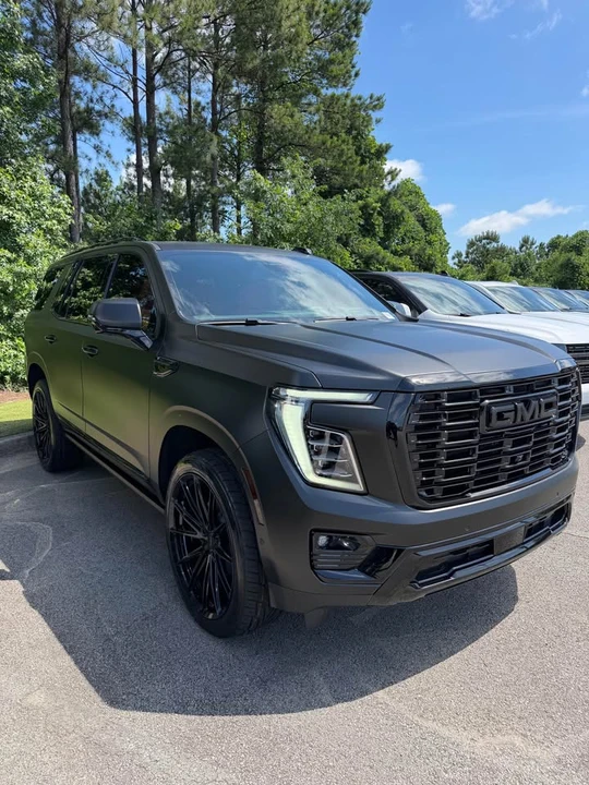 2026 GMC Yukon 5th Gen - Image 3 of 13