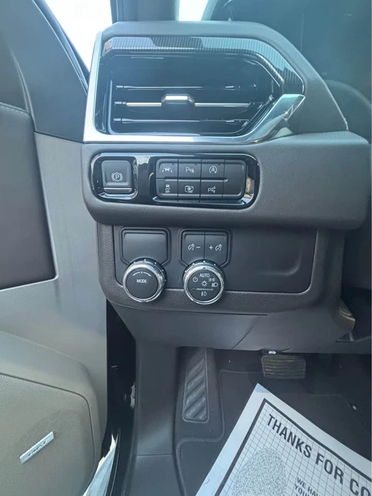 2026 GMC Yukon 5th Gen - Image 6 of 11