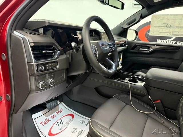 2026 GMC Yukon 5th Gen - Image 13 of 21