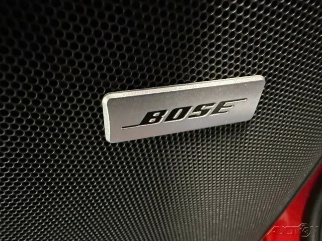 2026 GMC Yukon 5th Gen - Image 16 of 21