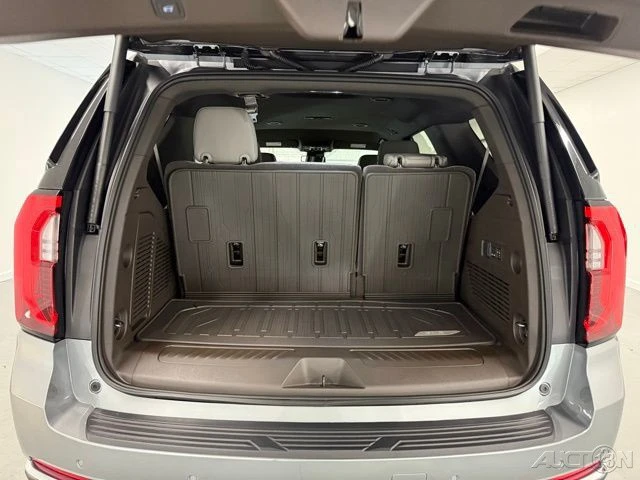 2026 GMC Yukon 5th Gen - Image 8 of 12