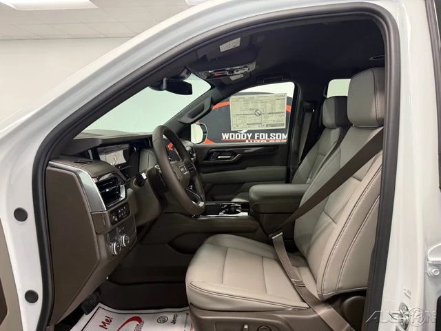 2026 GMC Yukon 5th Gen - Image 11 of 12