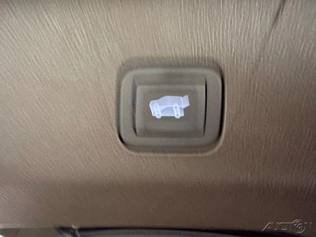 2026 GMC Yukon 5th Gen - Image 9 of 21