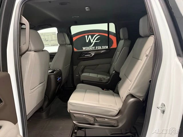 2026 GMC Yukon 5th Gen - Image 17 of 21