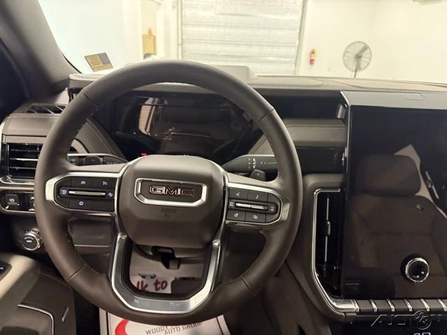 2026 GMC Yukon 5th Gen - Image 20 of 21