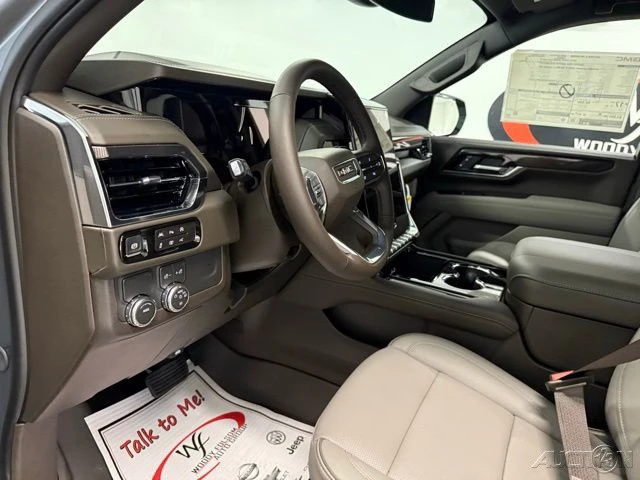 2026 GMC Yukon 5th Gen - Image 13 of 21
