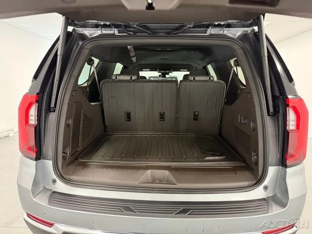 2026 GMC Yukon 5th Gen - Image 8 of 21
