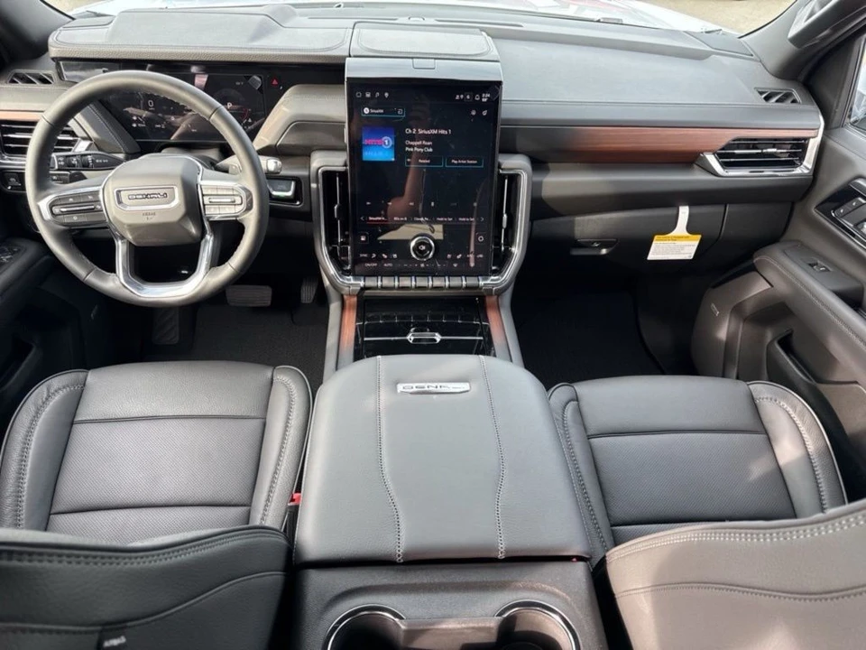 2026 GMC Yukon 5th Gen - Image 15 of 21