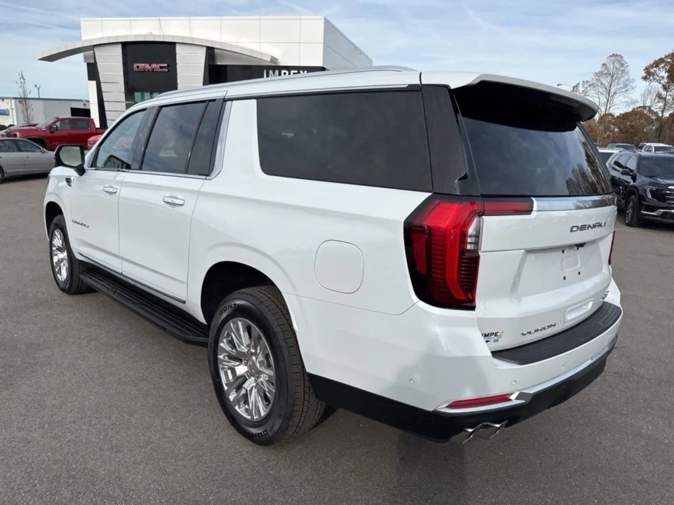 2026 GMC Yukon 5th Gen - Image 3 of 21