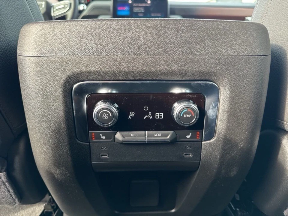 2026 GMC Yukon 5th Gen - Image 14 of 21