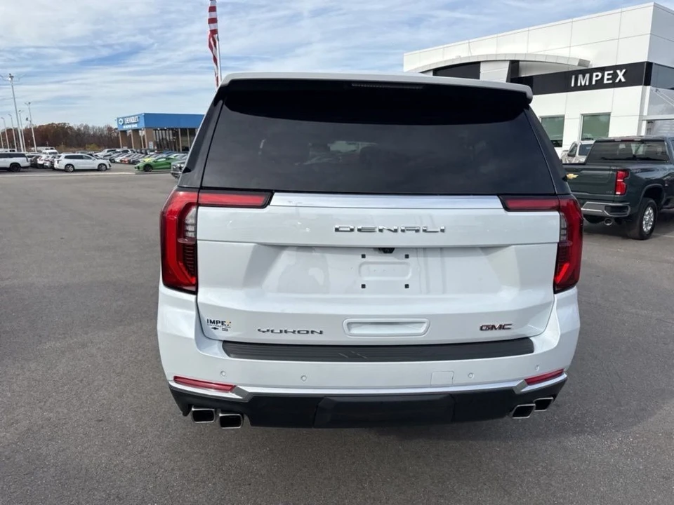 2026 GMC Yukon 5th Gen - Image 4 of 12