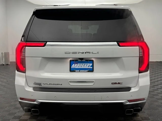 2026 GMC Yukon 5th Gen - Image 9 of 12