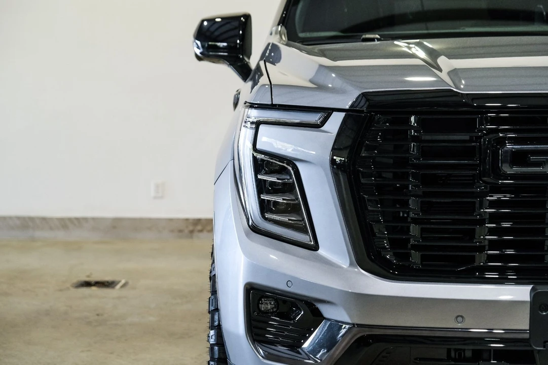 2026 GMC Yukon 5th Gen - Image 3 of 12