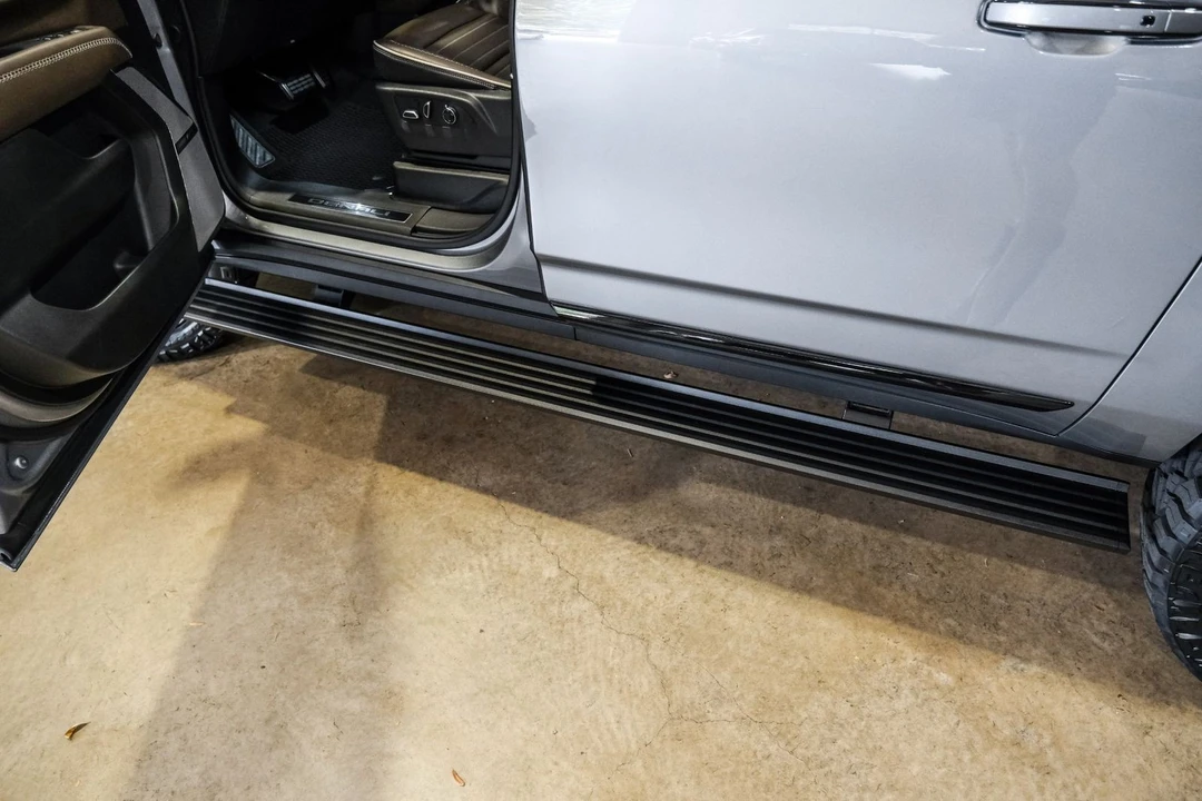 2026 GMC Yukon 5th Gen - Image 8 of 12