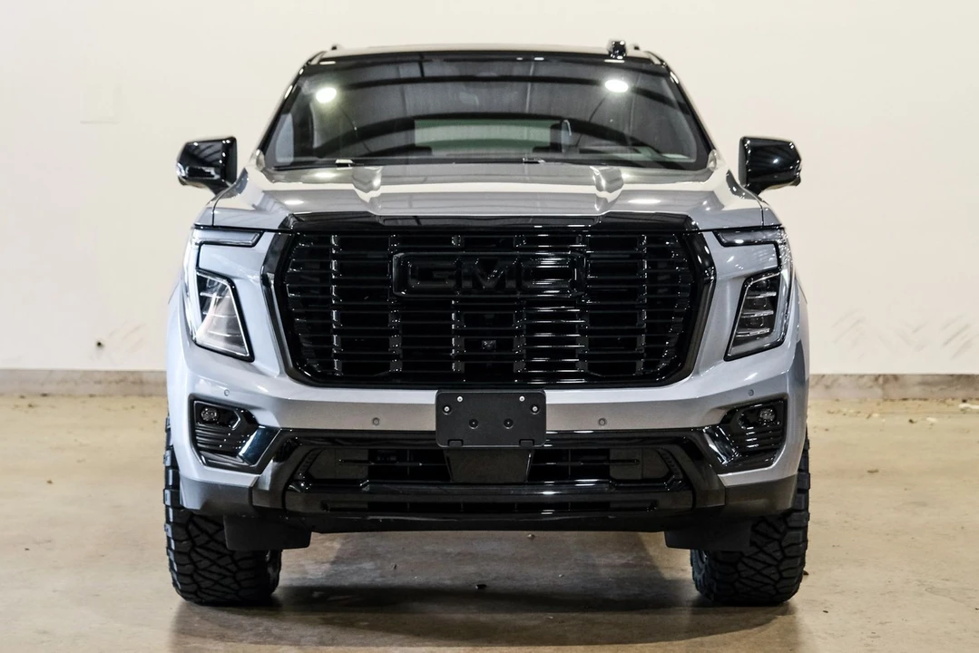 2026 GMC Yukon 5th Gen - Image 2 of 12